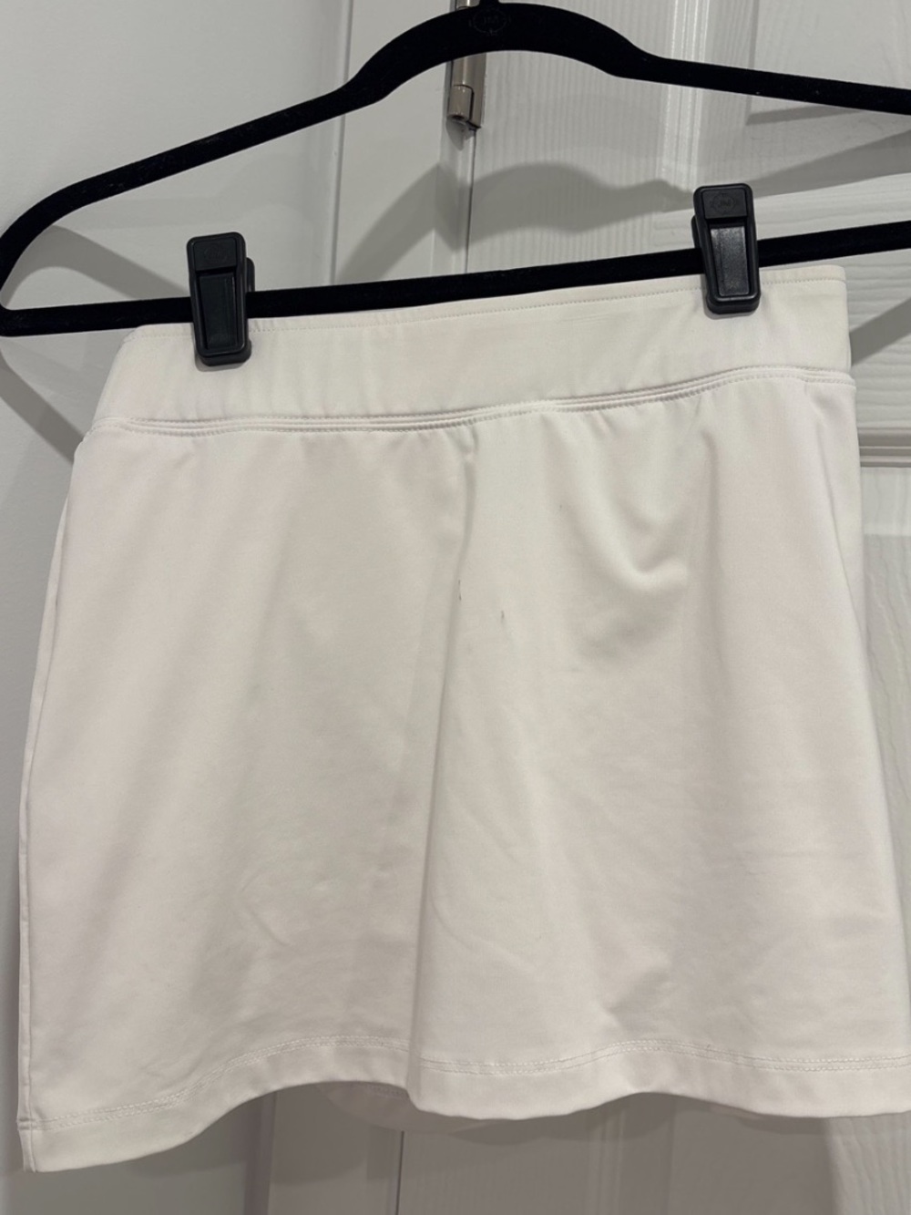 White kids slim fit tennis/golf skirt